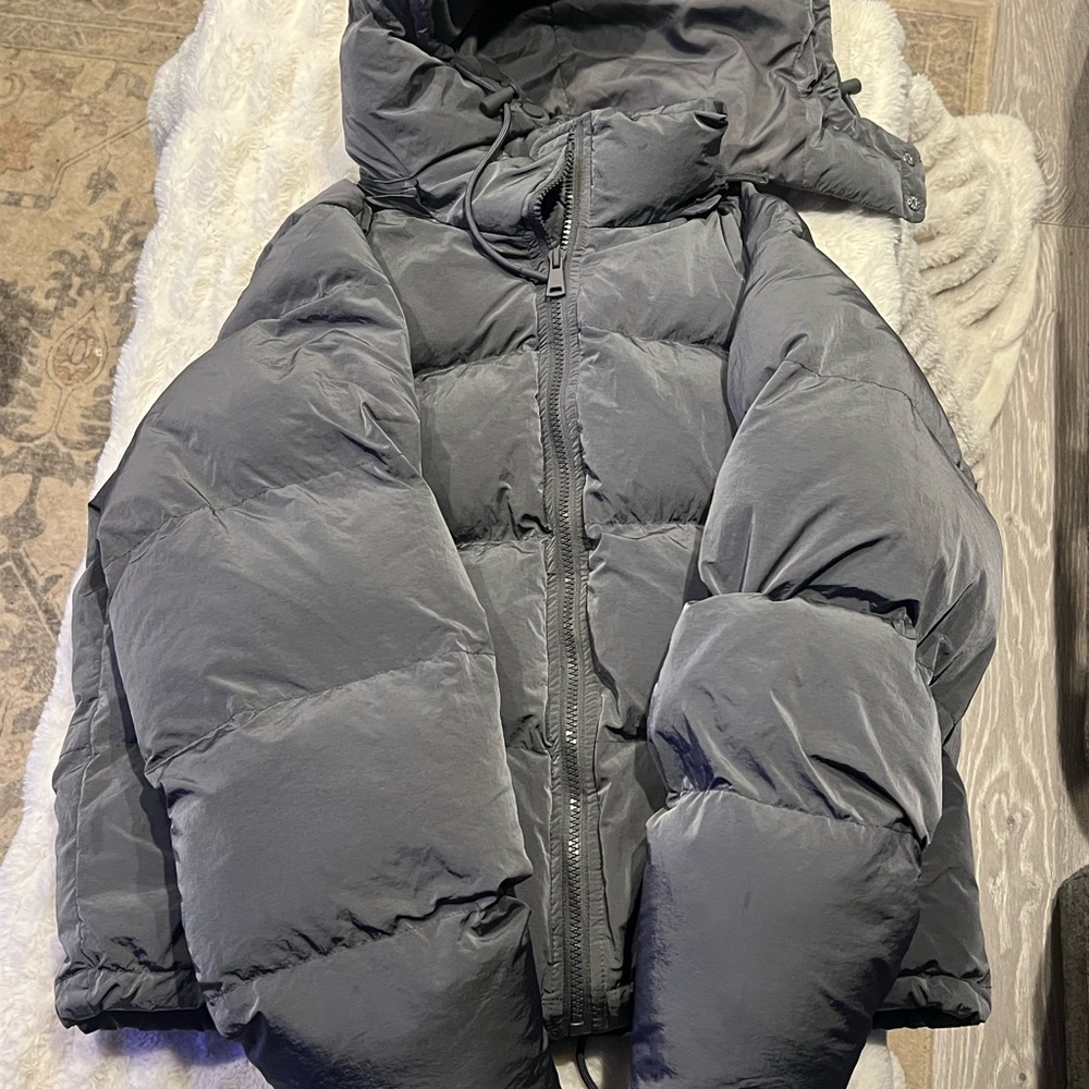 Good American Charcoal Puffer Jacket